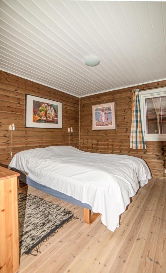 Four-Bedroom Cottage In Sirdal Tjorhom Экстерьер фото